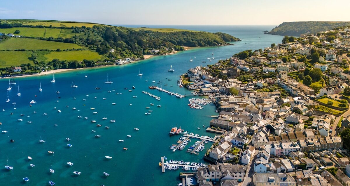 5 hotspots côtiers «accidentés» où les roses ont été filmées