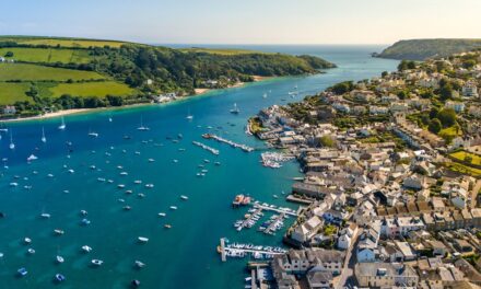 5 hotspots côtiers «accidentés» où les roses ont été filmées