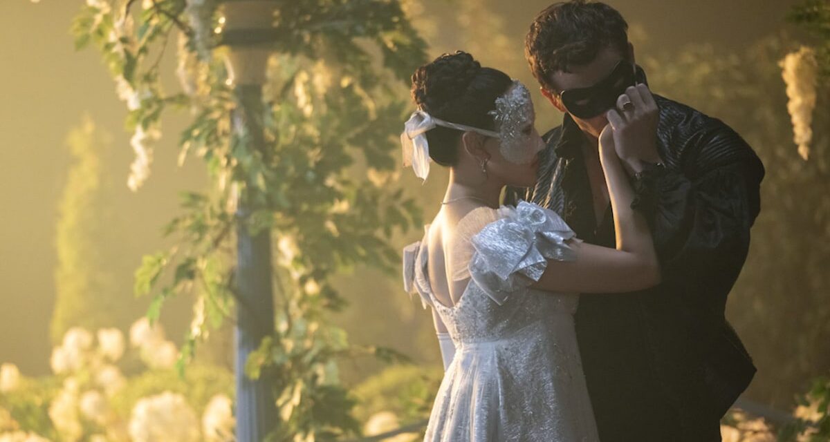 Les fans de Netflix sur les plats de tentes après la mise à jour sur le retour de Drame de la période «Lusty»