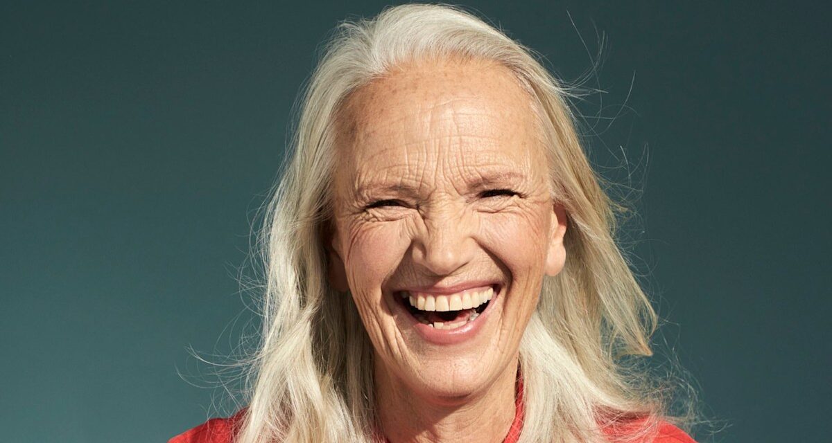 Des coupes de cheveux flatteuses pour les femmes de plus de 60 ans – inspirées par Victoria Beckham, Judi Dench, Jamie Lee Curtis et plus