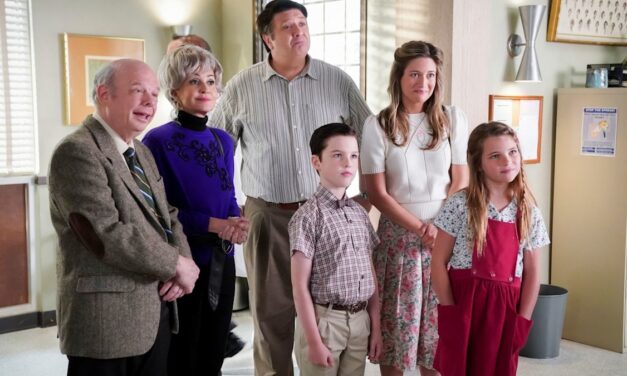 La jeune star de Sheldon partage la réalisation «folle» au milieu de la sortie non binaire à 17 ans