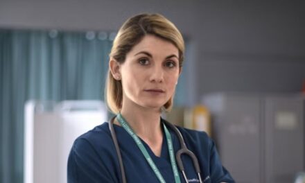 Channel 4 laisse tranquillement un drame médical «excellent», faites-moi confiance qui est plein de «rebondissements»