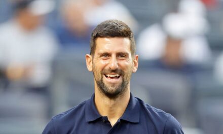 Novak Djokovic brise le personnage qui se dirige vers les demi-finales ouvertes avec un mouvement sur le terrain pour sa fille – Watch