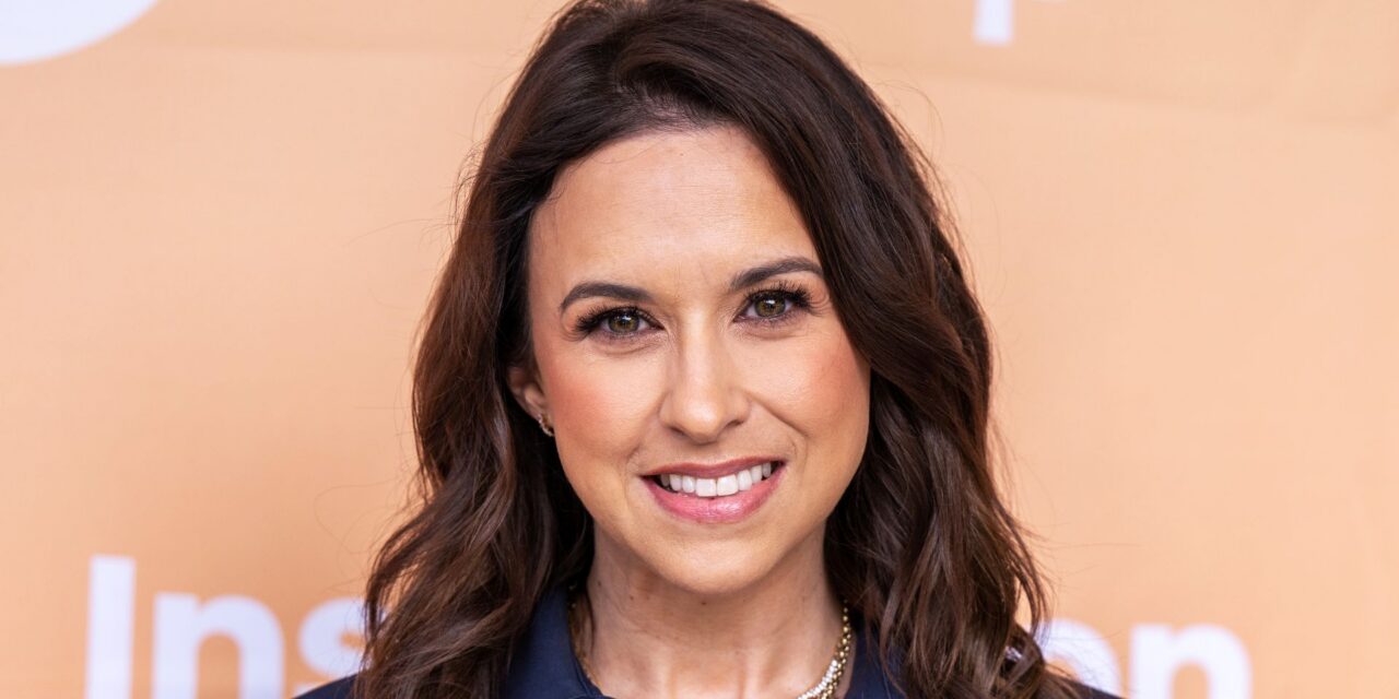 Rencontrez le mari de l&rsquo;homme d&rsquo;affaires de la star de Hallmark Lacey Chabert et leur fille