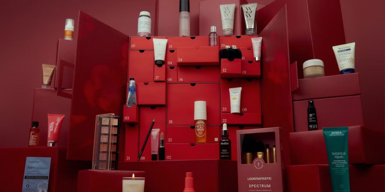Le calendrier de l&rsquo;Avent de la beauté de lookfantastic pour 2025 a atterri et pour être tout à fait honnête, c&rsquo;est toutes sortes de