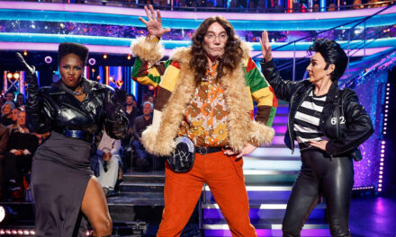 Le résultat choc de la danse de Strictly Come Dancing voit le quatrième concurrent quitter la série