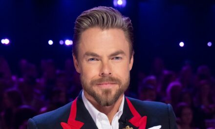 Derek Hough de DWTS pensait qu&rsquo;un certain candidat aurait pu donner « un peu plus »