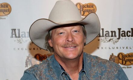 Dans la bataille pour la santé d&rsquo;Alan Jackson alors qu&rsquo;il annonce son dernier concert complet