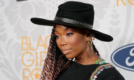 Brandy clarifie les problèmes de santé qui l&rsquo;ont conduit à quitter brusquement la scène en plein concert