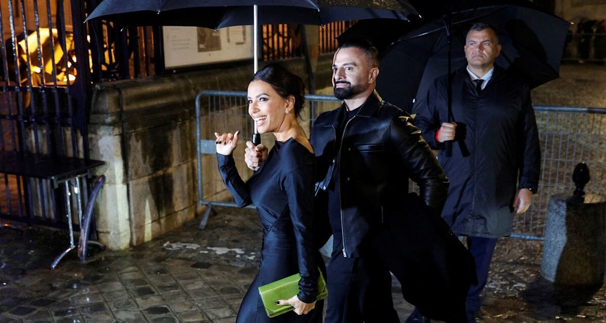 Les célébrités les mieux habillées du spectacle de la SS26 Paris Fashion Week de Victoria Beckham