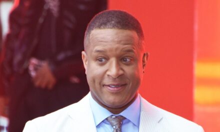 Craig Melvin avoue une erreur à l&rsquo;antenne qui a failli déclencher des problèmes juridiques