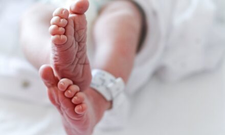 Top 10 des prénoms d&rsquo;automne pour garçons et filles, dont un signifiant « princesse dorée »