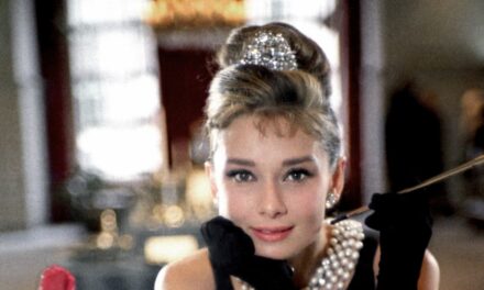 La tenue la plus emblématique d&rsquo;Audrey Hepburn revient sous le feu des projecteurs plus de 60 ans après son apparition au cinéma