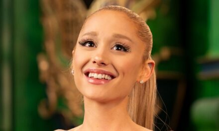 Ariana Grande révèle un changement d&rsquo;apparence majeur avant la première de Wicked: For Good