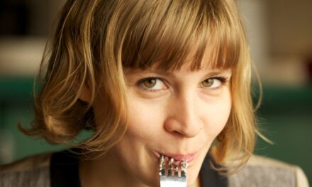 Fini les ballonnements matinaux ! Que manger au dîner si vous souhaitez vous réveiller avec un ventre plus plat