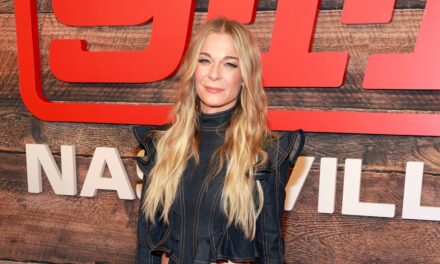 LeAnn Rimes dit qu&rsquo;elle a été avertie de la « folie » du 911 par un autre acteur