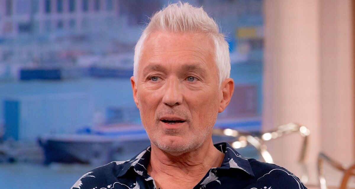 Martin Kemp brise le silence sur un « terrible accident de tronçonneuse » dans un message aux fans