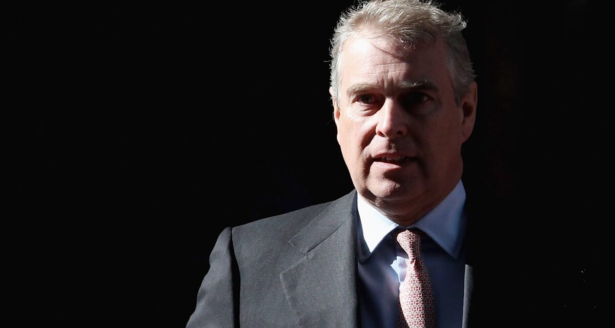 Le prince Andrew a déclaré à Jeffrey Epstein « nous sommes dans le même bateau » dans un e-mail découvert – rapport