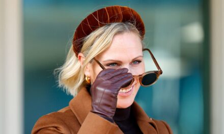 Zara Tindall respire le glamour dans un manteau cintrant la taille à 400 £