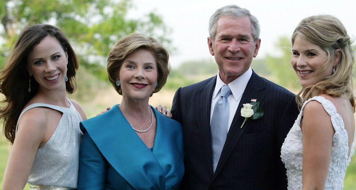 Rencontrez les filles jumelles de George W. Bush Barbara Pierce et Jenna Bush Hager