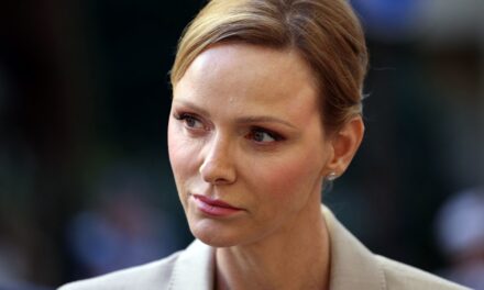 La princesse Charlène réapparaît avec une transformation capillaire « libératrice »