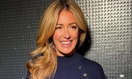 Cat Deeley donne une touche sexy à la robe tricotée classique – et elle est également flatteuse sur les bras