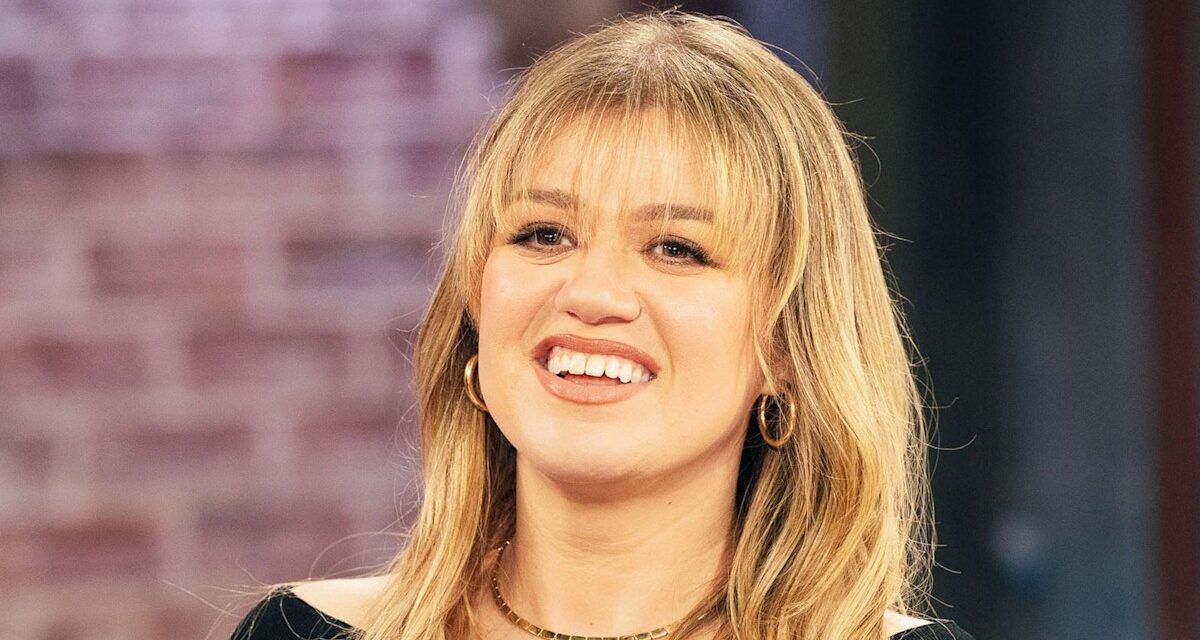 Kelly Clarkson ravit les fans en faisant une annonce majeure