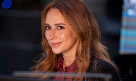 La star du 911, Jennifer Love Hewitt, partage une photo rare avec son mari après une « année folle »