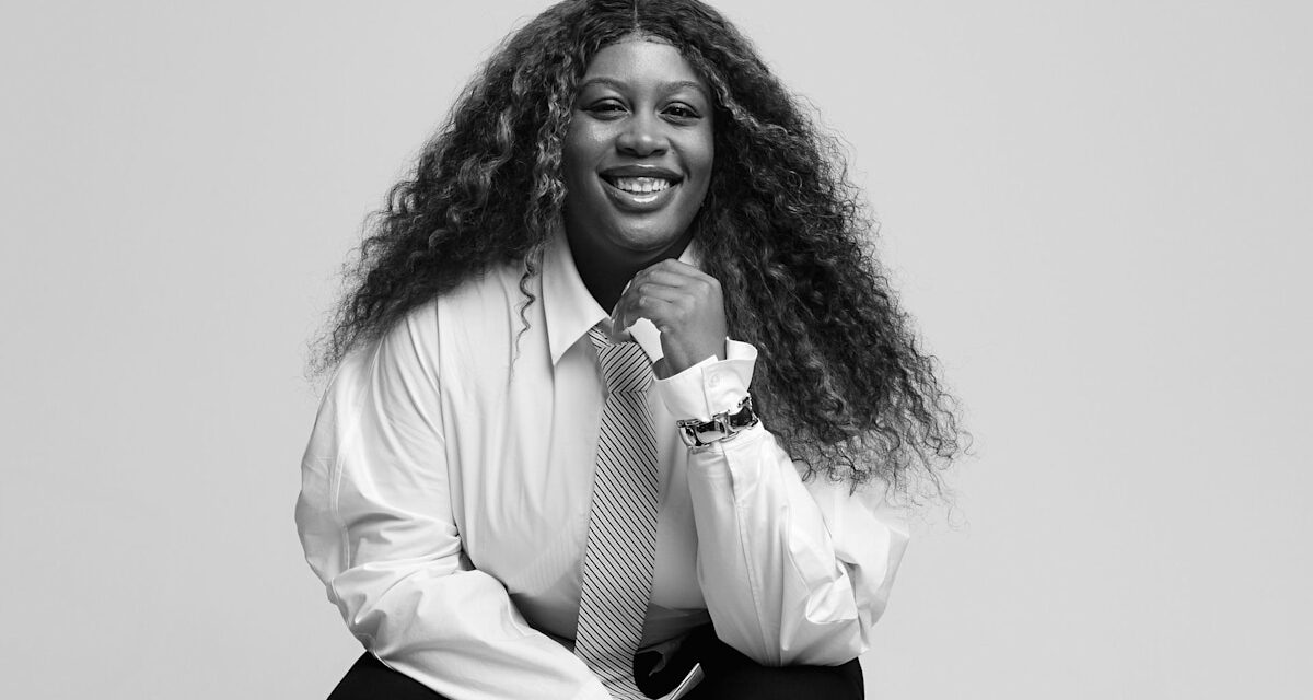 Les meilleurs produits de beauté pour cheveux bouclés et frisés – des traitements antifrisottis aux masques et héros de l&rsquo;hydratation