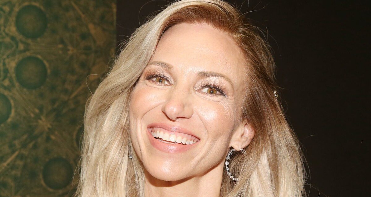 Debbie Gibson, 55