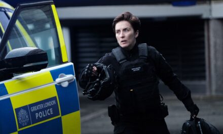 Les téléspectateurs sont « déjà accros » après avoir « craqué » le premier épisode d&rsquo;une série policière de retour