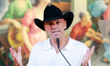 Kenny Chesney partage un rare aperçu de sa vie romantique ultra-privée