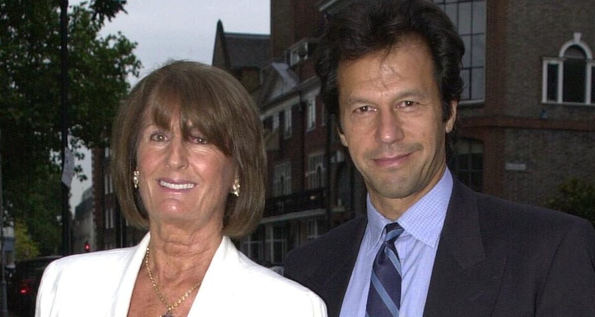 Le gendre emprisonné de Lady Annabel Goldsmith, Imran Khan, écrit un message émouvant après sa mort