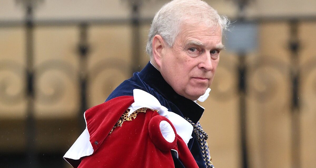 Qu&rsquo;arrivera-t-il au titre royal du prince Andrew s&rsquo;il est officiellement supprimé par le Parlement ?