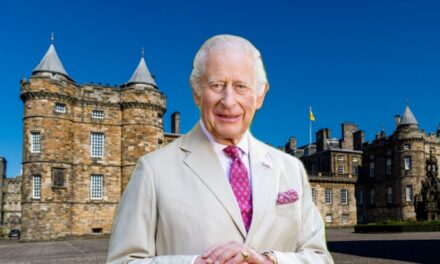 Le palais de Holyroodhouse du roi Charles, datant du XVIe siècle, n&rsquo;est utilisé qu&rsquo;une fois par an.