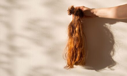 Faut-il se faire une coupe de cheveux DIY ? Les choses à faire et à ne pas faire pour éviter une catastrophe