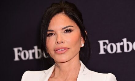 Lauren Sánchez et Georgina Rodríguez ont exposé des anneaux de plusieurs millions de dollars en sortie glamour