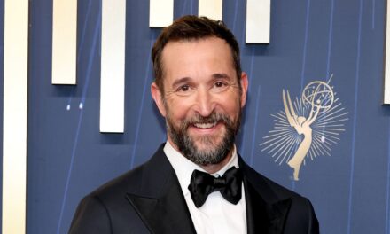La star de Pitt, Noah Wyle, célèbre le 20e anniversaire de sa fille avec une photo rare – la laissant émue