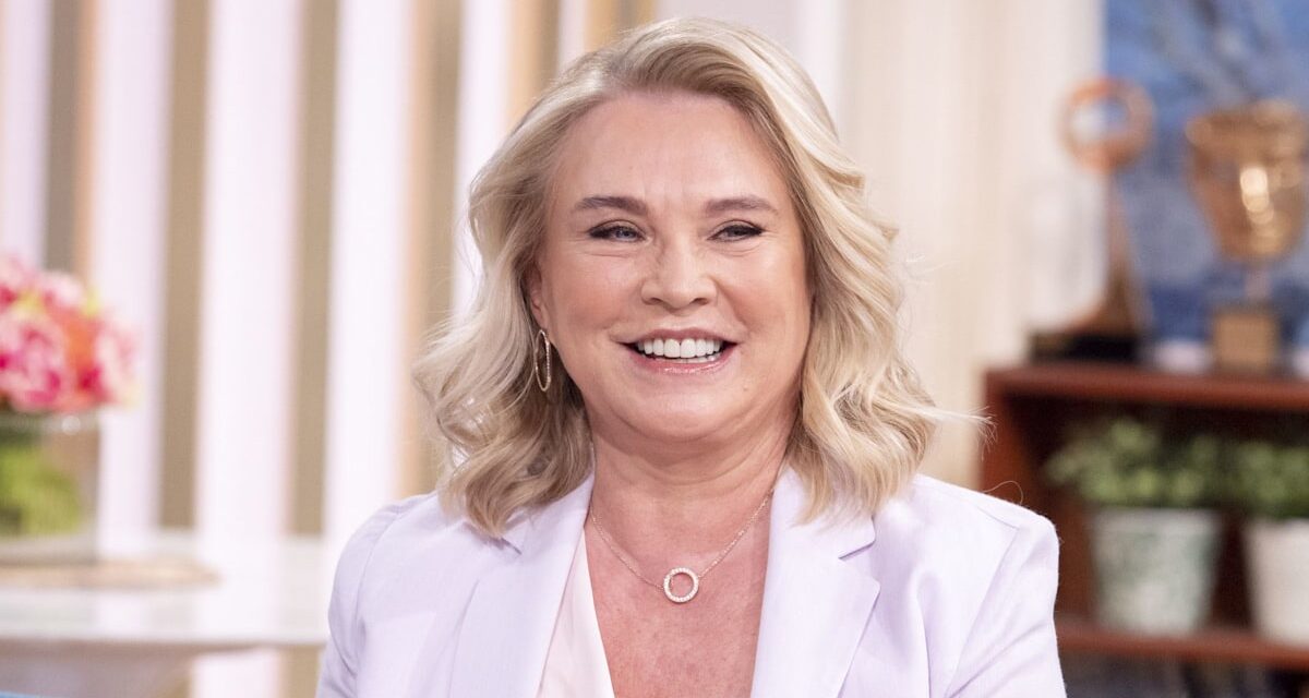À l&rsquo;intérieur de la vie de famille d&rsquo;Amanda Redman, y compris son mari et célèbre ex