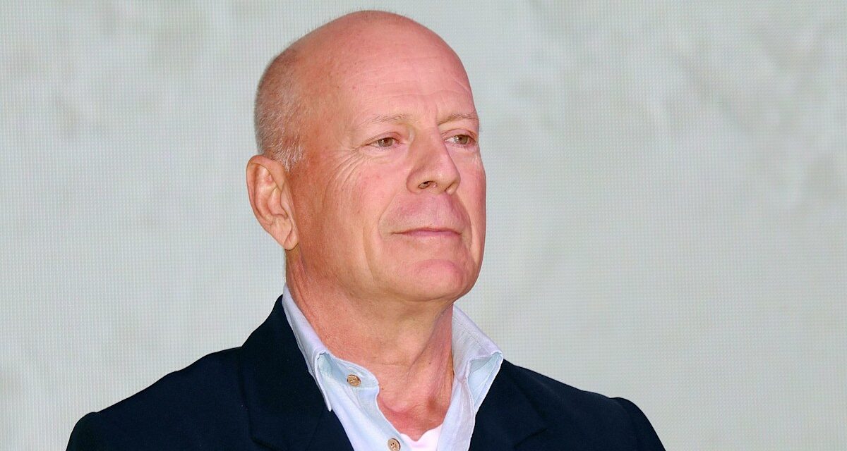 La plus jeune fille de Bruce Willis est la « jumelle » de sa sœur aînée Tallulah sur une nouvelle photo