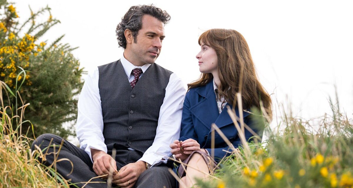 Le drame romantique nord-irlandais de Channel 4 salué comme « parfait » après la chute du premier épisode