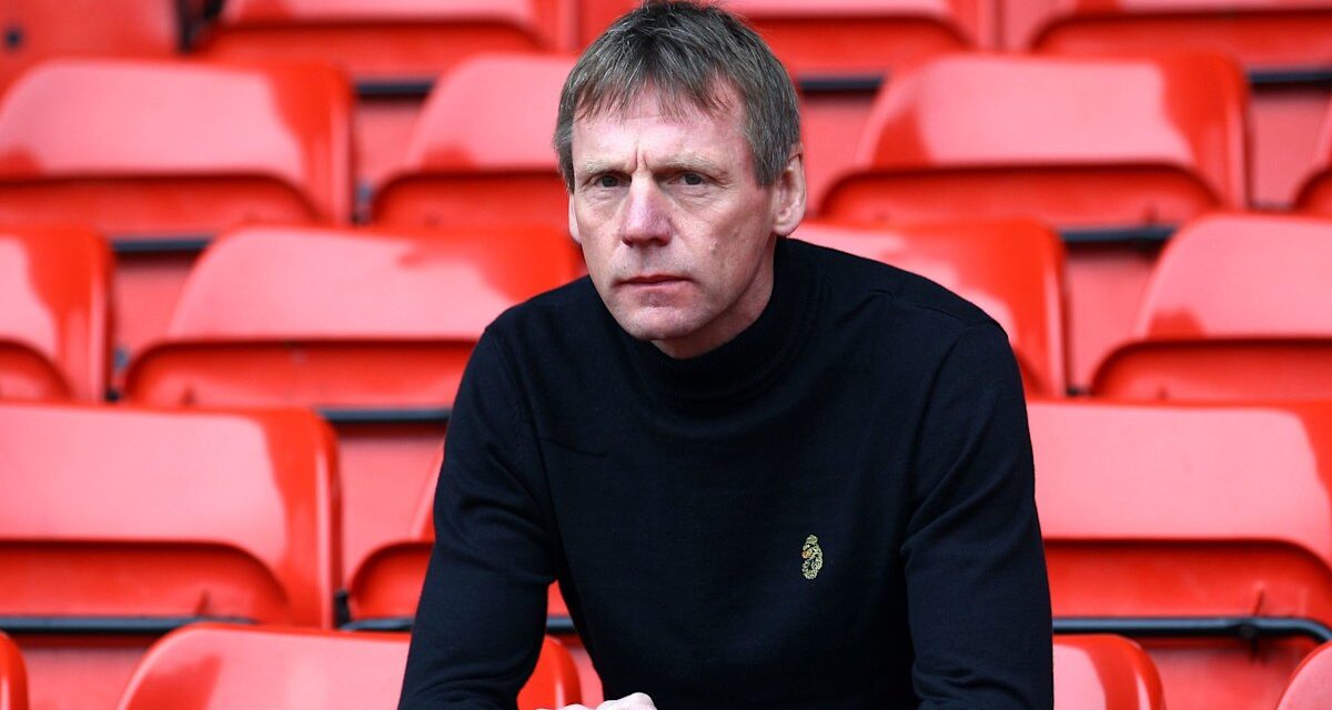 La vie de famille de la légende du football Stuart Pearce avant la mort « déchirante » de son fils à l&rsquo;âge de 21 ans
