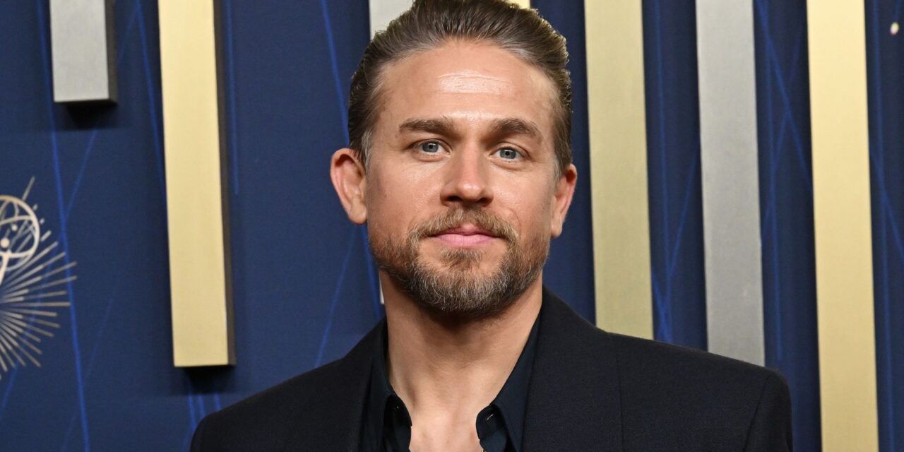 La star de la nouvelle série Netflix Monster raconte comment il a été « trompé » pour endosser le rôle du tueur en série Ed Gein