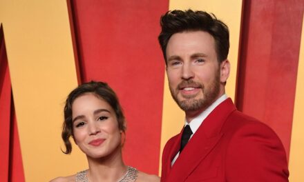 Chris Evans devient papa alors qu&rsquo;il accueille un bébé avec sa femme Alba Baptista – voir la signification du nom