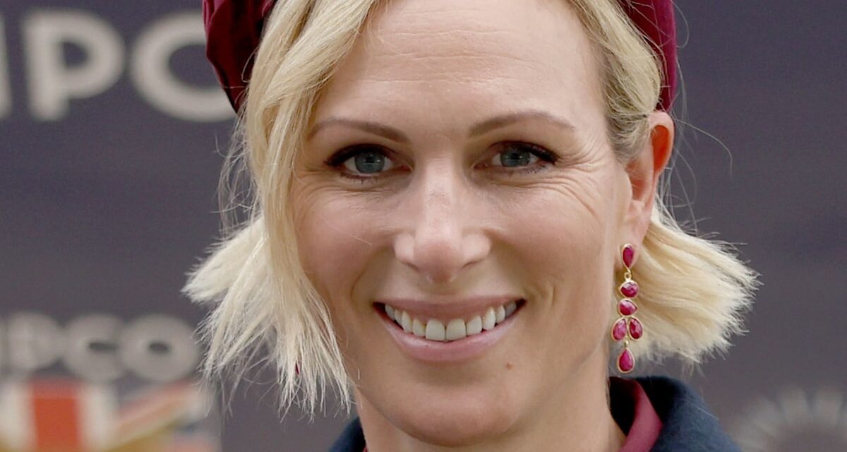Zara Tindall est une muse de style dans un manteau à basque inattendu de 400 £ et des bottes hauteur genou
