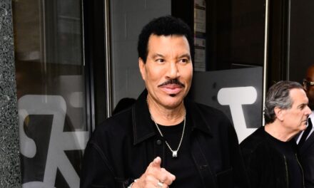 Lionel Richie révèle la «confrontation massive» entre deux femmes