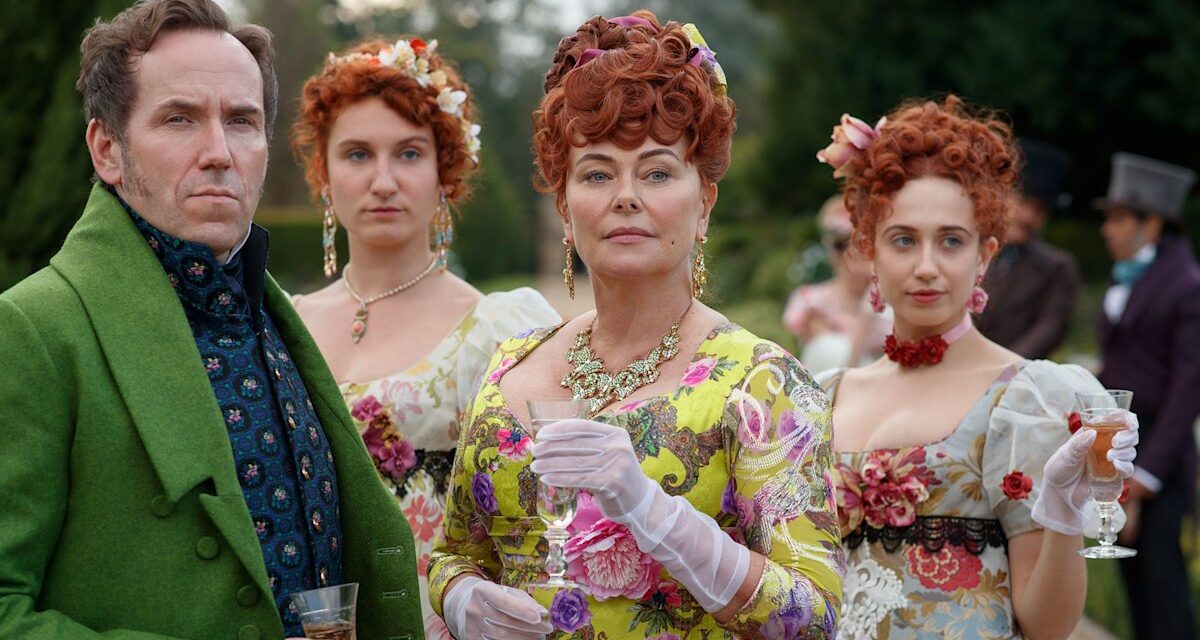 Bridgerton et les stars du diplomate coulées dans le drame fantôme de «la colonne vertébrale»