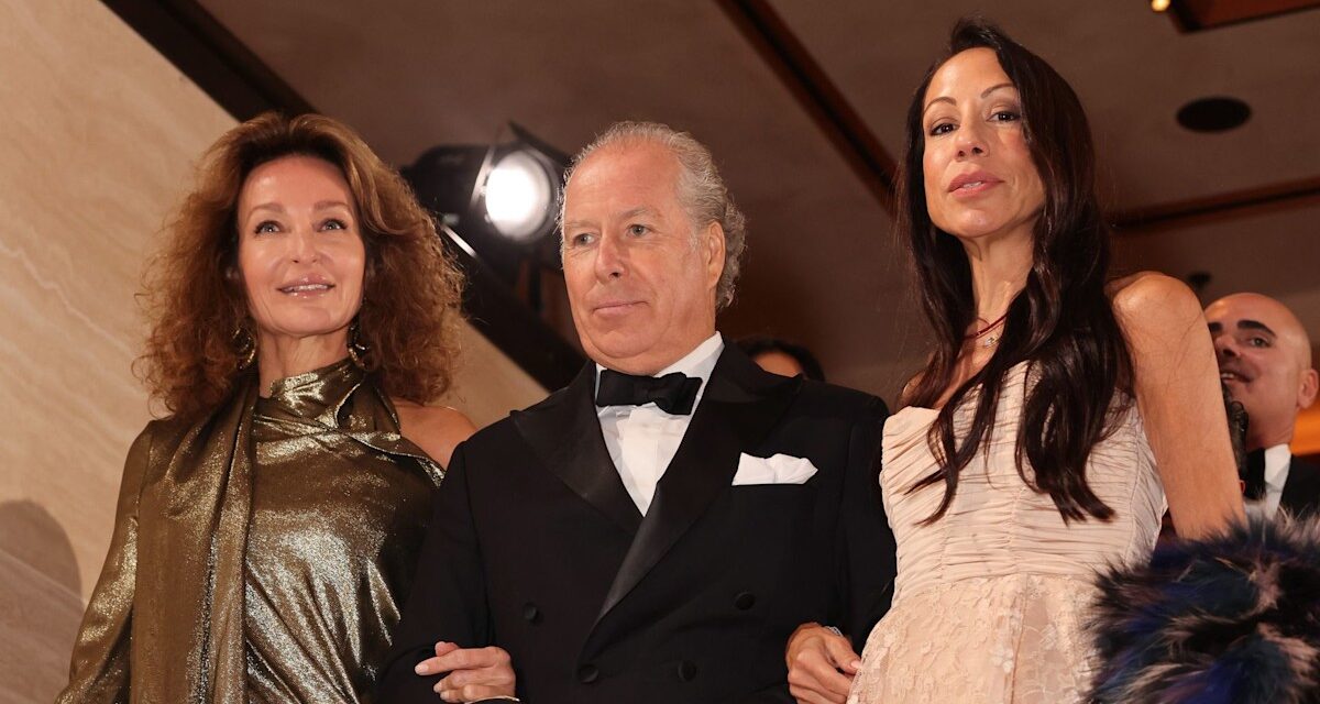 David Armstrong-Jones prouve que la romance avec Isabelle de La Bruyère va bien dans de nouvelles photos de rendez-vous