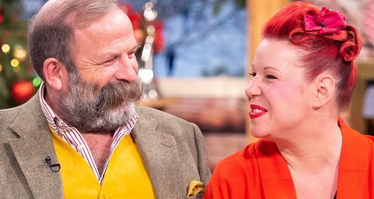 Dick et Angel Strawbridge dévoilent la transformation «Golden Glow» dans le château français