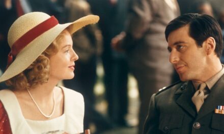 La romance intermittente de Diane Keaton avec la co-star du Parrain, Al Pacino, qui s&rsquo;est terminée par des regrets